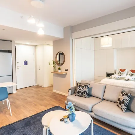 Lejlighed Stylish Living - Your Urban Charm *